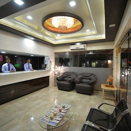 Hotel Radhe Krishna Solapur Extérieur photo