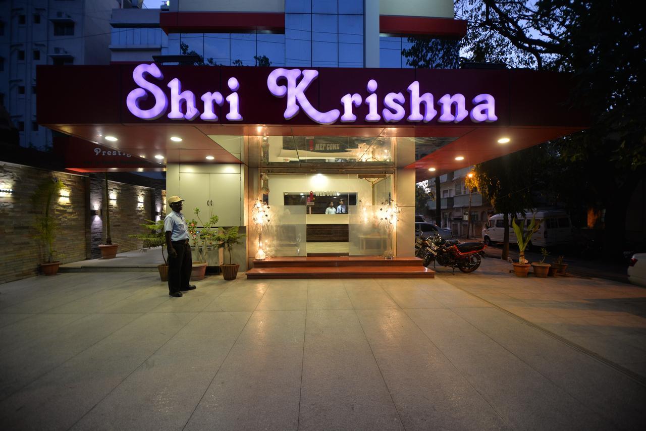 Hotel Radhe Krishna Solapur Extérieur photo