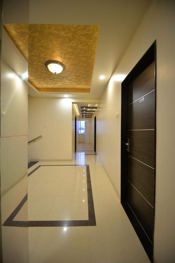 Hotel Radhe Krishna Solapur Extérieur photo